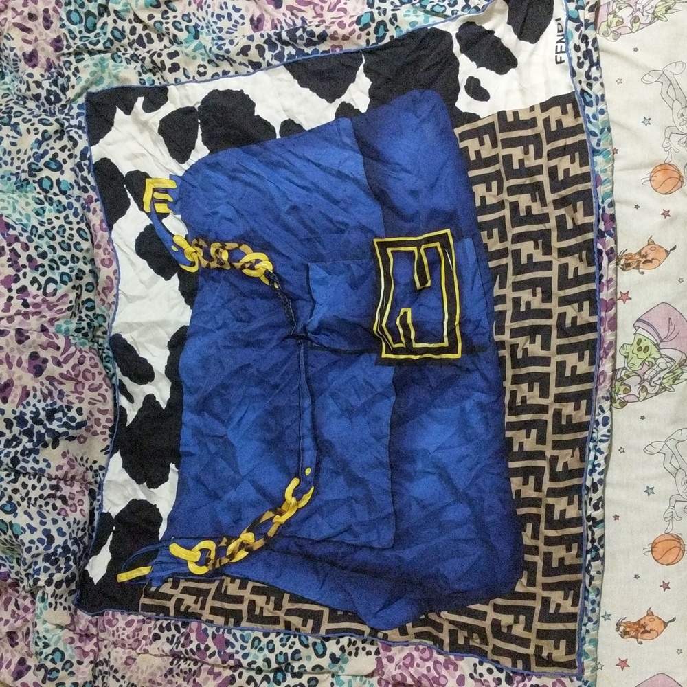 Fendi Black and Blue Logo Scarf - Picture 2 of 2